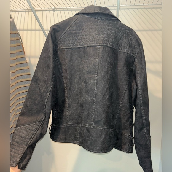 Montana Co Leather Jacket with Cross Stitch - Picture 3 of 4